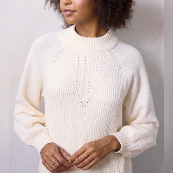 NWT LC Lauren Conrad Soft Knit Sweater Size Small - Picture 2 of 6